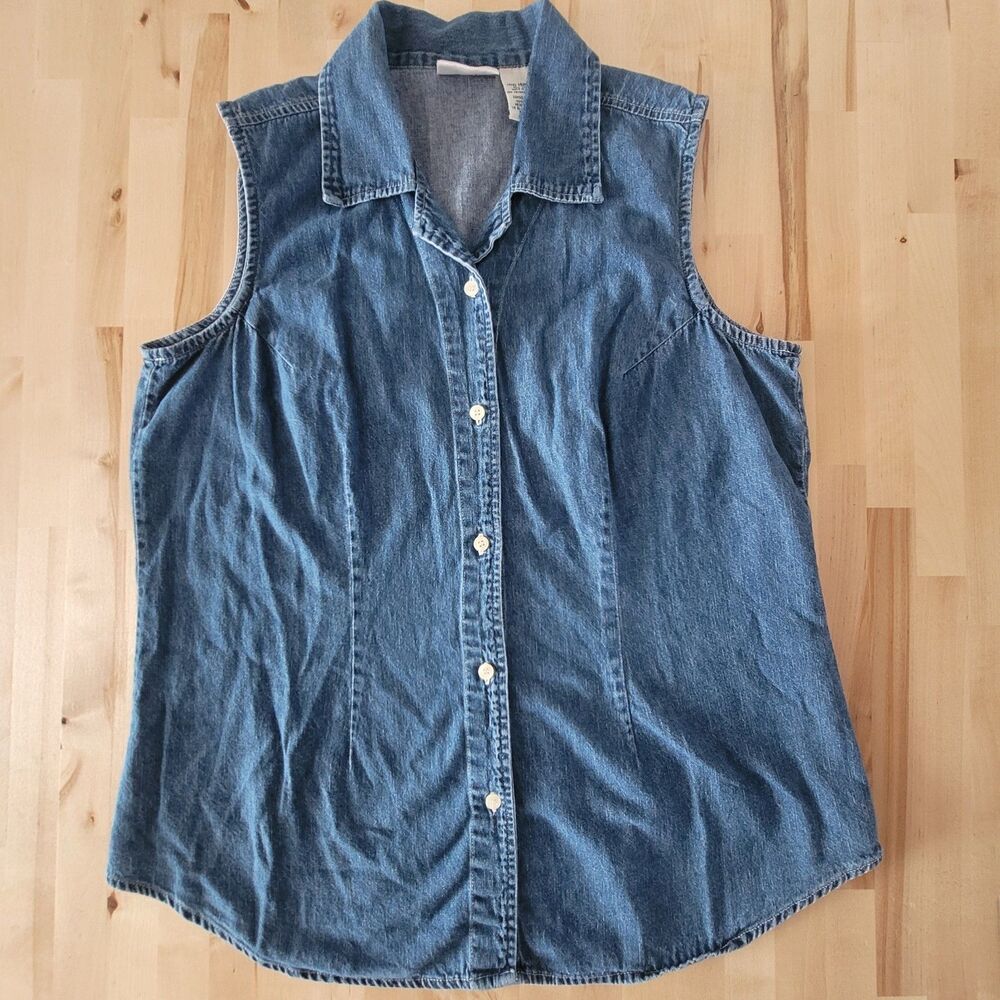Faded Glory 90s Cottage Womens Denim Shirt Size 14W/16W Blue Sleeveless